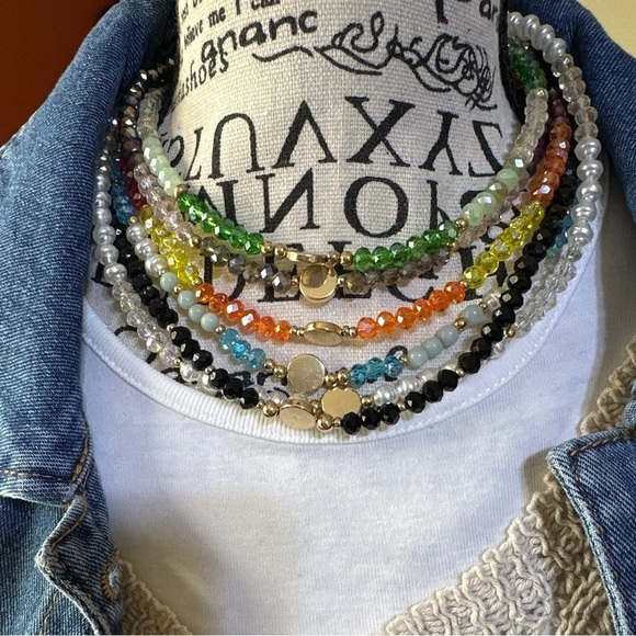 Gemstones and crystals color block dainty short handmade necklace/puka/ - Picture 3 of 3